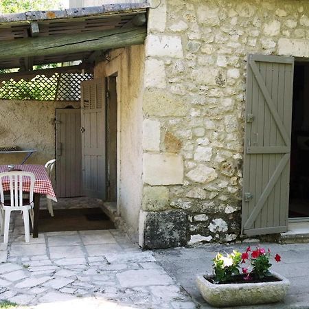 Mas Grimaud - Gite- Studio Et Chambres D'Hotes Familiales Eygalières Kültér fotó