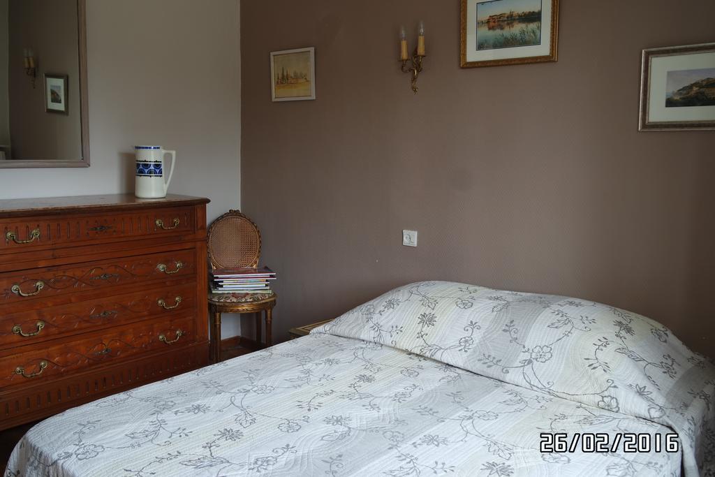 Mas Grimaud - Gite- Studio Et Chambres D'Hotes Familiales Eygalières Kültér fotó